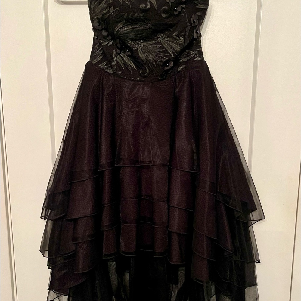 Chic Black Asymmetrical Layered Dress